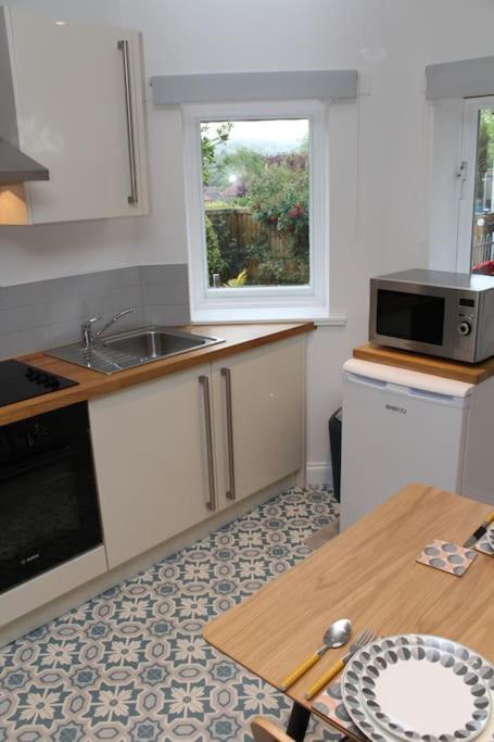 Hideaway Between Coast And Moors In A Beautiful Village Apartment Sleights 外观 照片