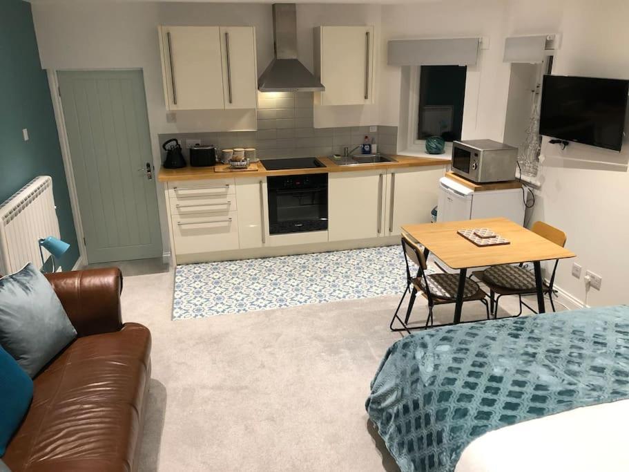 Hideaway Between Coast And Moors In A Beautiful Village Apartment Sleights 外观 照片