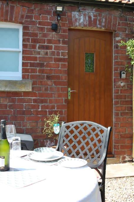 Hideaway Between Coast And Moors In A Beautiful Village Apartment Sleights 外观 照片