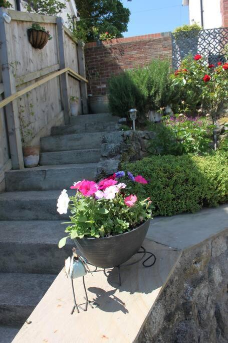 Hideaway Between Coast And Moors In A Beautiful Village Apartment Sleights 外观 照片